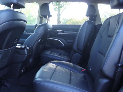 Used 2022 Kia Telluride EX w/ EX Premium Package FWD image 13