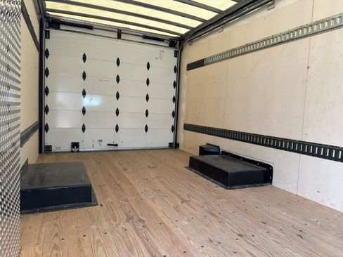 Used 2024 Ford E-350 and Econoline 350 Super Duty w/ Power Windows & Locks Group RWD image 13