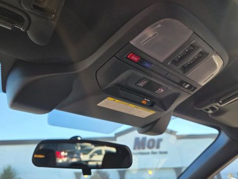 Used 2020 Subaru Impreza 2.0i Sport image 34