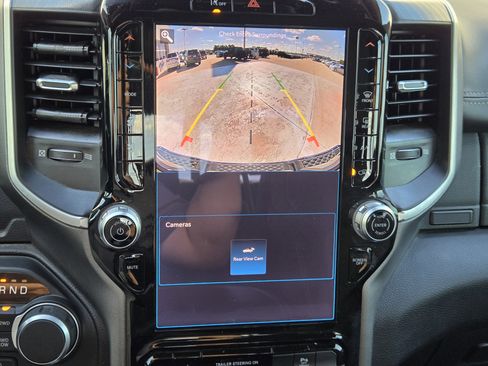 Used 2025 RAM 1500 Big Horn image 21