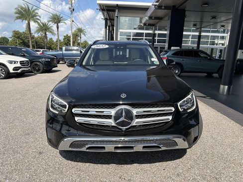 Used 2022 Mercedes-Benz GLC 300 image 2