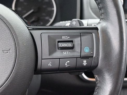Used 2021 Nissan Rogue SV w/ Premium Package FWD image 19
