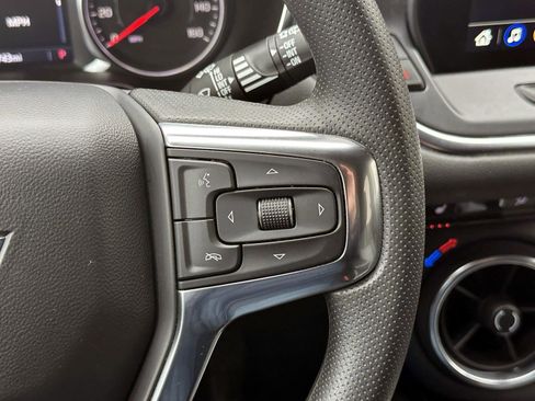 Certified 2025 Chevrolet Blazer LT w/ Convenience Package image 20