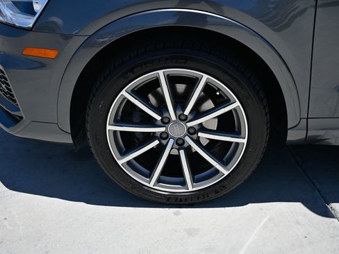 Used 2018 Audi Q3 2.0T Premium FWD image 35