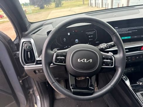 Used 2024 Kia Sorento SX Prestige AWD/4WD image 15