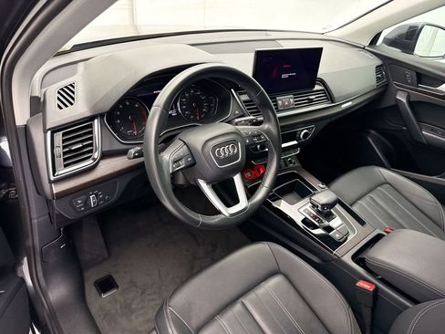 Certified 2023 Audi Q5 2.0T Premium w/ Convenience Package AWD/4WD image 9