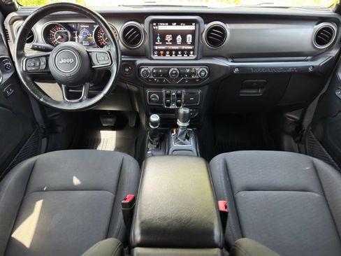 Used 2020 Jeep Wrangler Unlimited Sport S w/ Sun And Sound Package AWD/4WD image 13