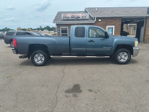 Used 2008 Chevrolet Silverado 3500 LT AWD/4WD image 2