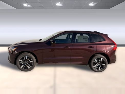 New 2026 Volvo XC60 B5 Core w/ Climate Package image 2