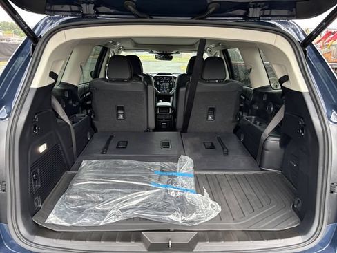 Certified 2025 Subaru Ascent Bronze Edition AWD/4WD image 23