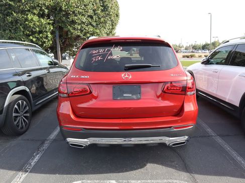 Certified 2022 Mercedes-Benz GLC 300 4MATIC image 2