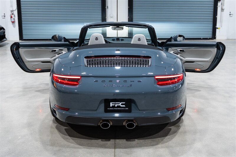 Used 2017 Porsche 911 Carrera S RWD image 39