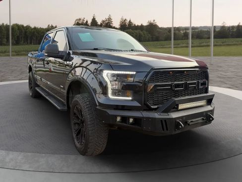 Used 2017 Ford F150 XLT w/ Equipment Group 301A Mid AWD/4WD image 2