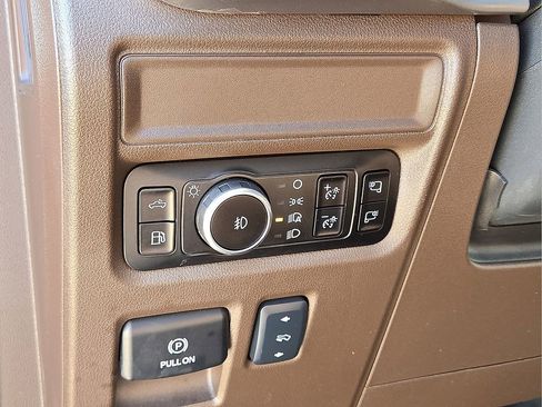 Used 2025 Ford F150 King Ranch image 27