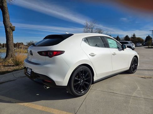 New 2026 MAZDA MAZDA3 2.5 S Hatchback w/ Premium Pkg image 11