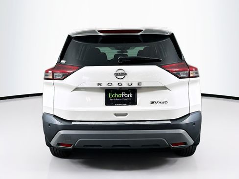 Used 2023 Nissan Rogue SV AWD/4WD image 7