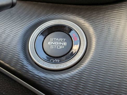Used 2024 Jeep Grand Cherokee Laredo RWD image 30