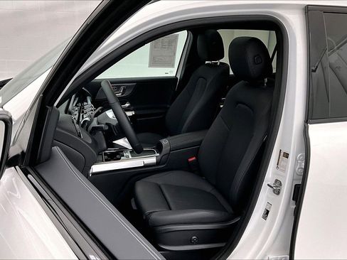 Used 2026 Mercedes-Benz GLB 250 image 15