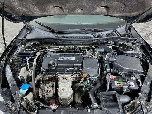 Used 2016 Honda Accord Sport image 30