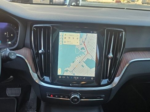 Certified 2024 Volvo V60 B5 Cross Country Plus image 24