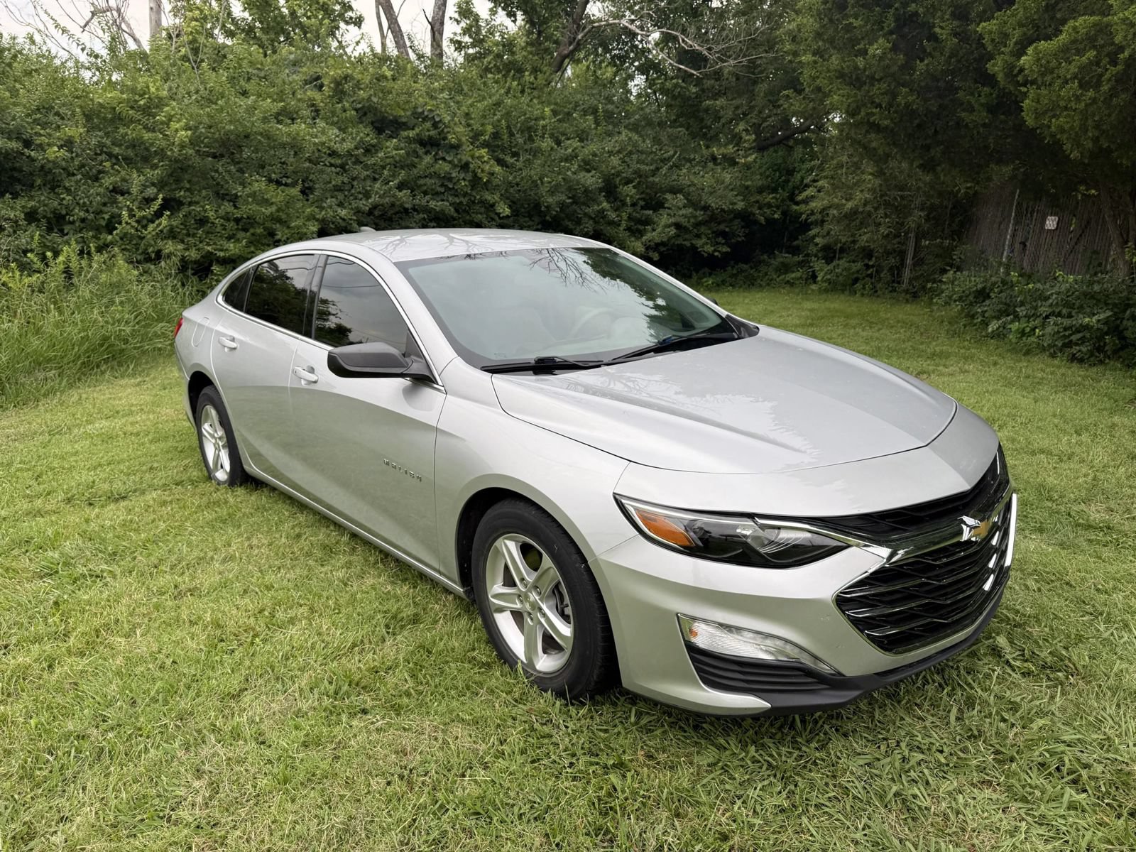 Used 2019 Chevrolet Malibu LS FWD image 1