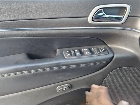 Used 2018 Jeep Grand Cherokee Limited RWD image 21