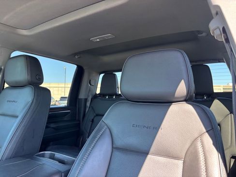 Used 2024 GMC Sierra 2500 Denali w/ Denali Reserve Package image 12