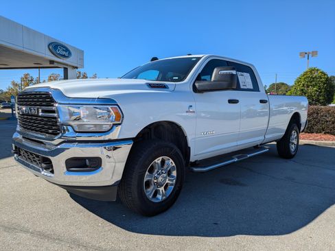 Used 2024 RAM 3500 Big Horn image 8