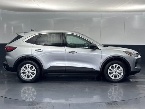 Used 2024 Ford Escape Active w/ Tech Pack #1 image 2