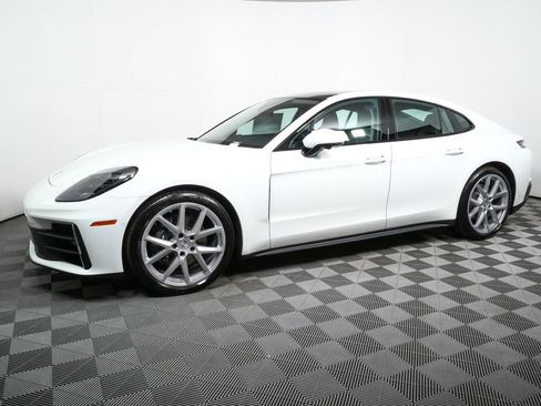 New 2026 Porsche Panamera 4 image 2