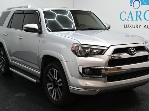 Used 2018 Toyota 4Runner Limited AWD/4WD image 2