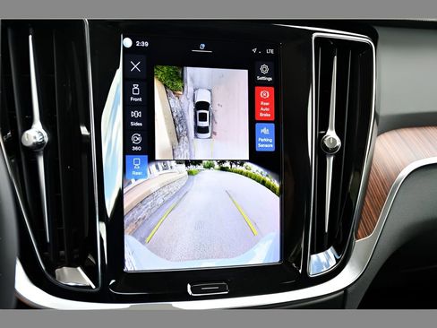 Used 2024 Volvo S60 B5 Plus FWD image 22