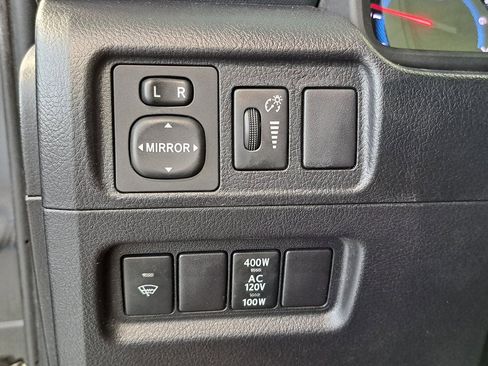 Used 2016 Toyota 4Runner SR5 image 15