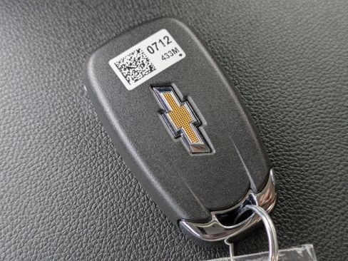 Used 2024 Chevrolet Trax LT w/ Driver Confidence Package image 31