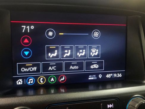 Used 2022 Chevrolet Colorado ZR2 AWD/4WD image 34