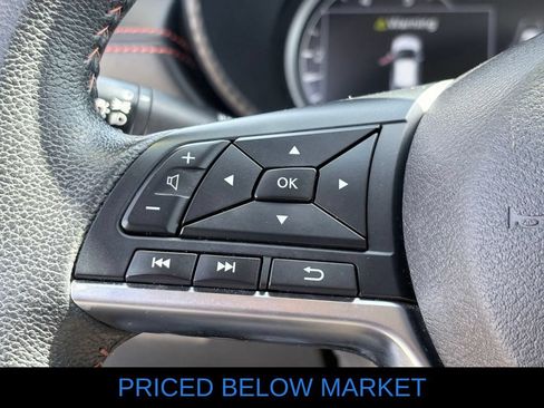 Used 2024 Nissan Versa SR FWD image 13