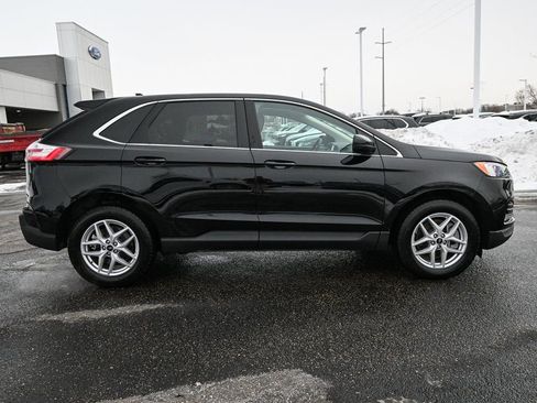 Certified 2024 Ford Edge SEL w/ Convenience Package image 3