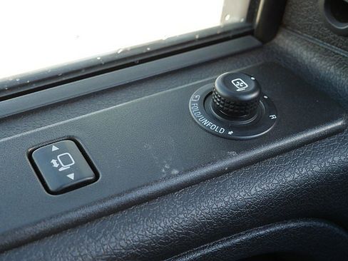 Used 2013 Ford F150 Platinum image 28