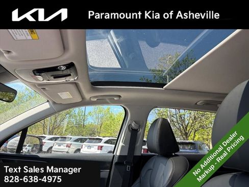 New 2026 Kia Sorento S FWD image 13