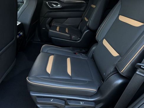 Used 2023 GMC Yukon AT4 w/ AT4 Premium Plus Package image 22