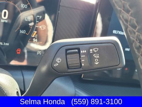 Used 2025 Ford Mustang Coupe image 16