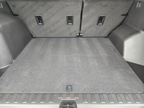 Used 2024 Chevrolet Equinox LT w/ LPO, Floor Liner Package image 32