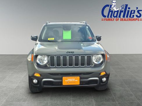 Used 2023 Jeep Renegade Latitude AWD/4WD image 2