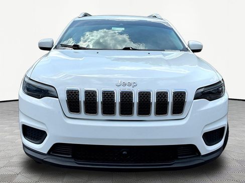Used 2021 Jeep Cherokee Latitude AWD/4WD image 2