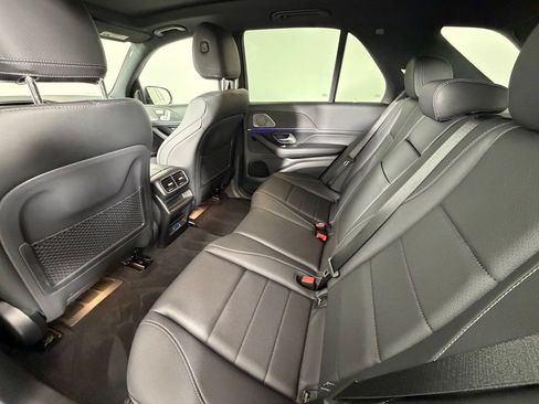 Used 2026 Mercedes-Benz GLE 450e 4MATIC image 36