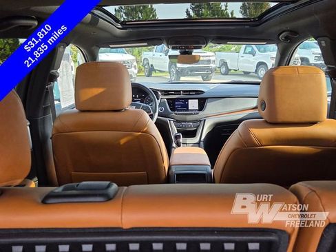 Used 2024 Cadillac XT5 Premium Luxury w/ Technology Package image 16