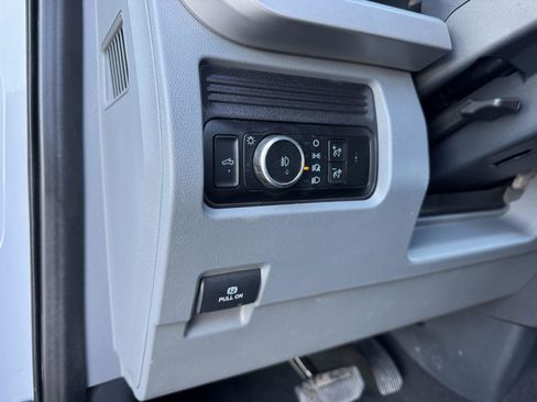 Used 2025 Ford F350 XLT image 14