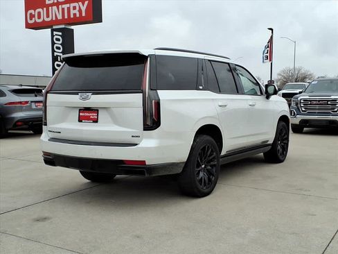 Used 2023 Cadillac Escalade Sport Platinum w/ LPO, ONYX Package image 6