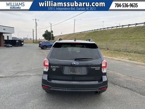 Used 2017 Subaru Forester 2.5i Premium w/ All-Weather Package image 6