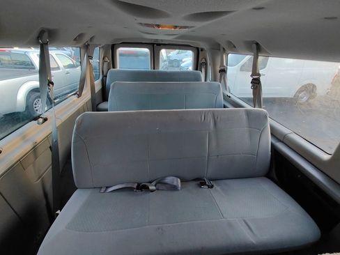 Used 2007 Ford E-350 and Econoline 350 XLT image 14